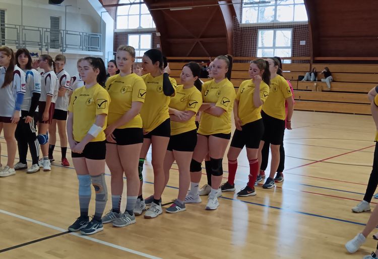 Vármegyei bajnokok a kézilabdás lányaink!